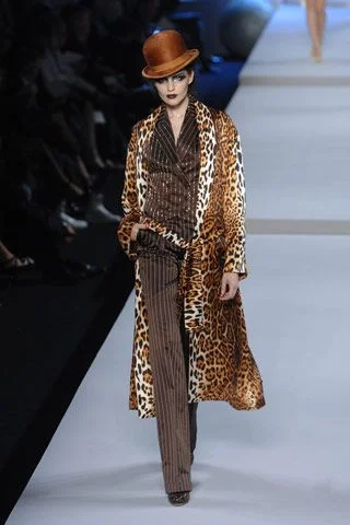 Look 32